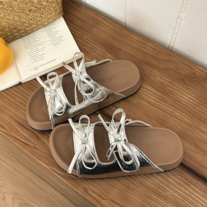 Boken coole pantoffels voor dames zomer buitenkleding, nieuwe Franse stijl super populair en mooi mode casual platte bodem rechte slepen