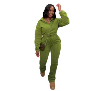 Halve coltrui met ritssluiting, tailleband van fleece en sportset met trekkoord