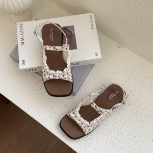 Kleine bloemen dikke zool met rok, coole pantoffels voor verhoging in de zomer, vlinderdas, strandslippers met één lijn voor dames