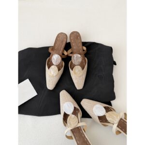 Daoguang Holiday Amber Buckle Geweven ademende muiltjes voor dames, Franse zomerslippers met één riem en gesloten teen