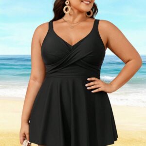 Elegante grote maten zwemjurk - zwart ontwerp met gekruiste voorkant, uitlopend silhouet, bescheiden strand- en zwembadzwemkleding