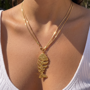 Gehamerde visgraat hanger ketting voor vrouwen, 18K vergulde roestvrijstalen slangenketting choker, getextureerde vis skelet zomer strand sieraden cadeau