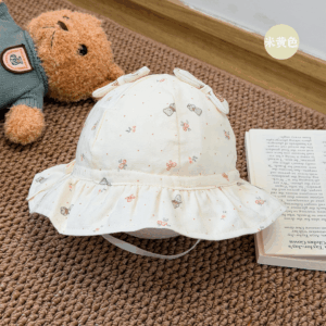 Zomer kinderhoed in bloemenbeerstijl met strikzoom en slappe rand met zachte binnenvoering, huidvriendelijk en niet benauwd, met een frisse stijl en een visserspet-ontwerp.