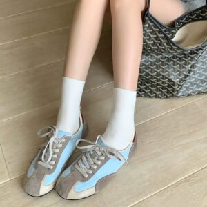 Retro en veelzijdige Franse platte bodem met binnenhoogte toenemende Duitse trainingsschoenen voor dames, laag uitgesneden Forrest Gump Board-schoenen